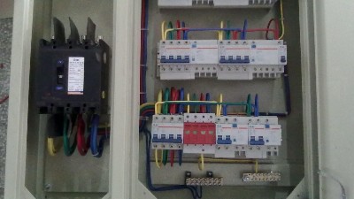 安裝光纖入戶信息箱的時候注意事項知多少【千亞電氣】